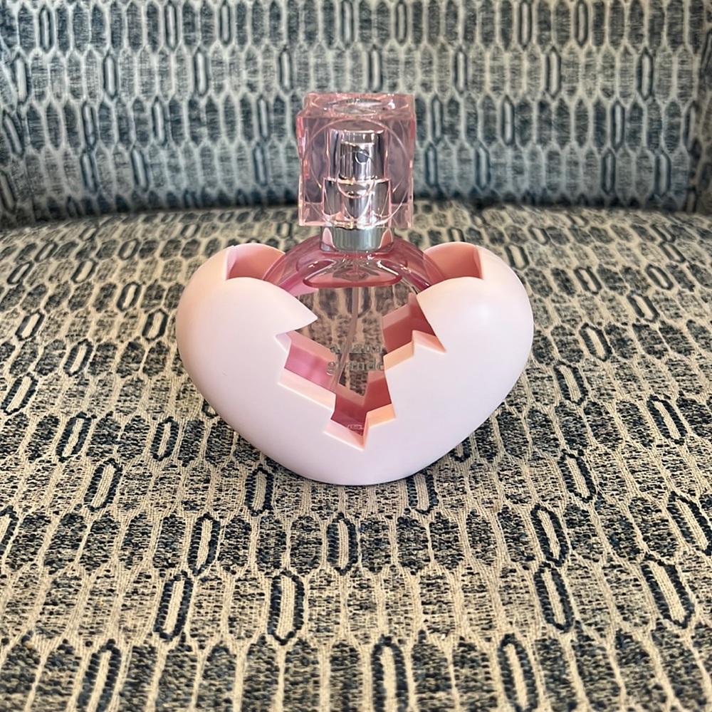 Ariana GrandeThank You Next Perfume